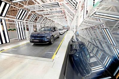 合肥 向“新能源汽車第一城”全速競逐，零部件產業崛起成關鍵引擎